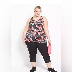 Livi Plus Lane Bryant High Rise Wicking Capri Legging Pockets Black 22/24 3X